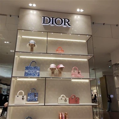 Customized Mounted Hnab Txee Rau Muag