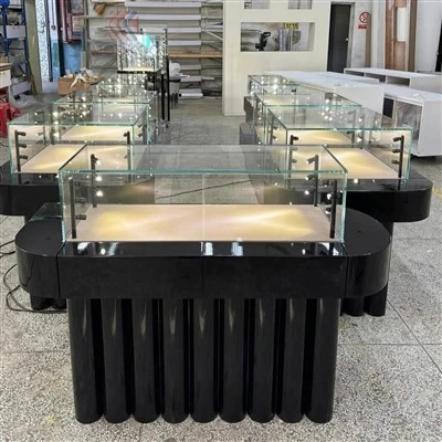 Elegant Dub Fluted Pedestal Jewelry Display Txee