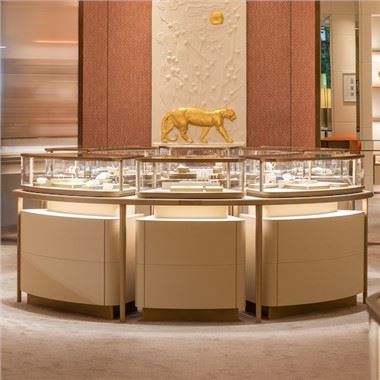 Cartier hniav nyiaj hniav kub Showroom Tsum